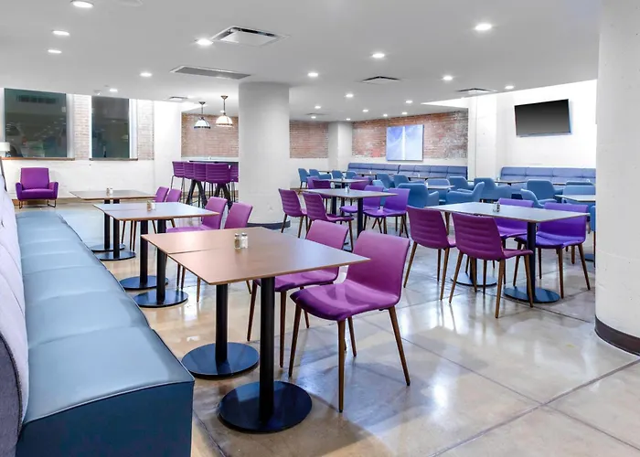 Fairfield Inn & Suites By Marriott Dallas Downtown
